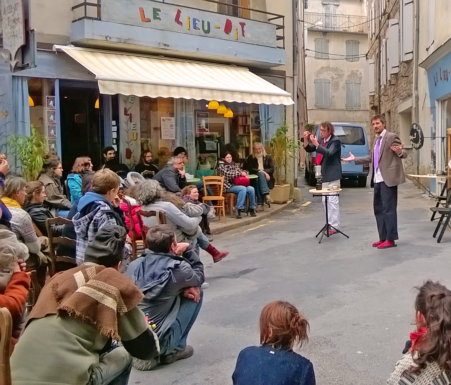 La Compagnie midi moins cinq au Lieu-Dit Saint-Affrique